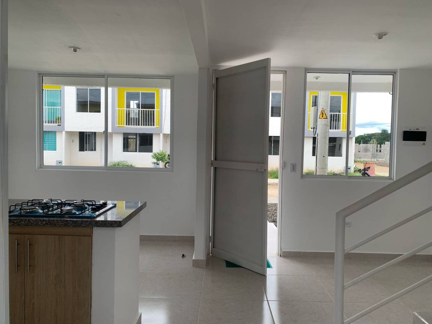 CASA EN VENTA EN CERETE