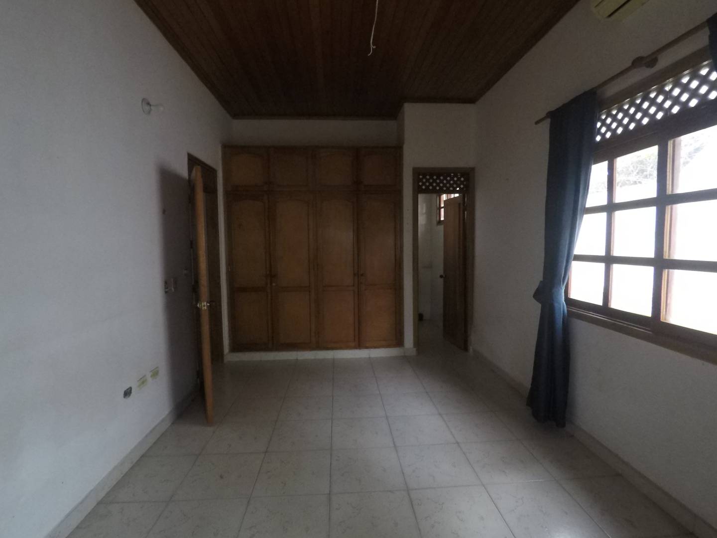 CASA EN ARRIENDO