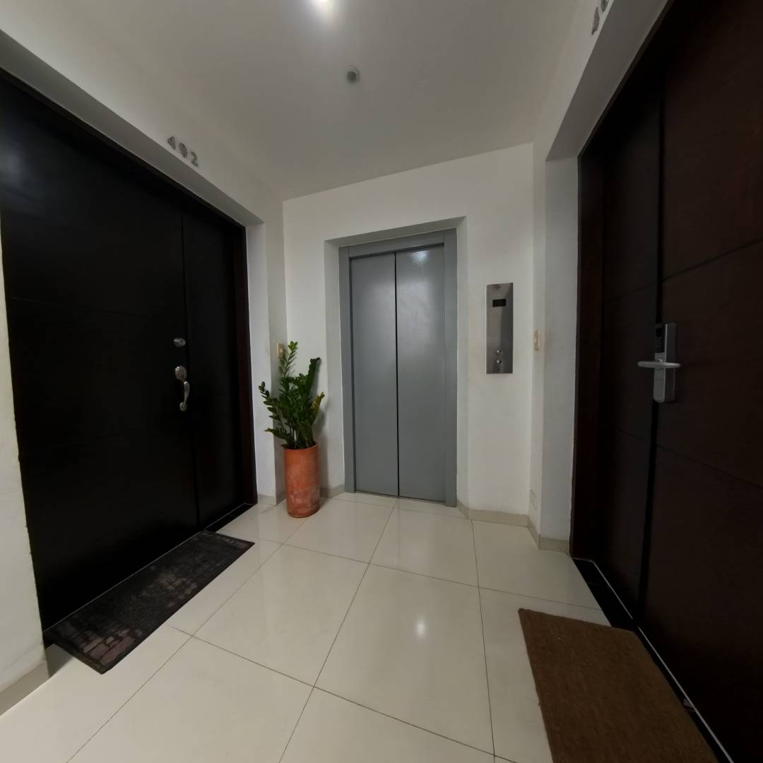 APARTAMENTO EN VENTA EN EL EDIFICIO SAFANA
