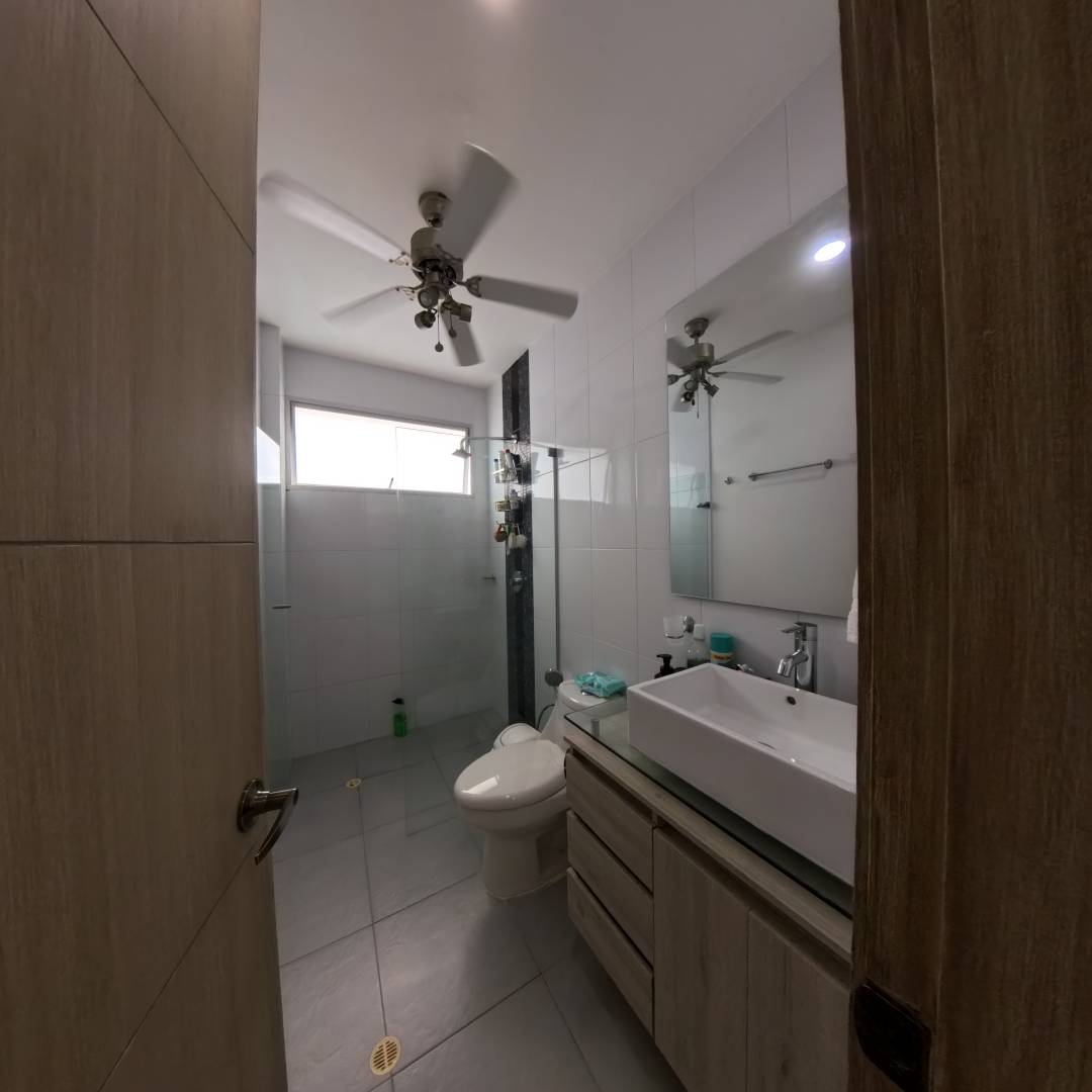 APARTAMENTO EN VENTA EN EL EDIFICIO SAFANA