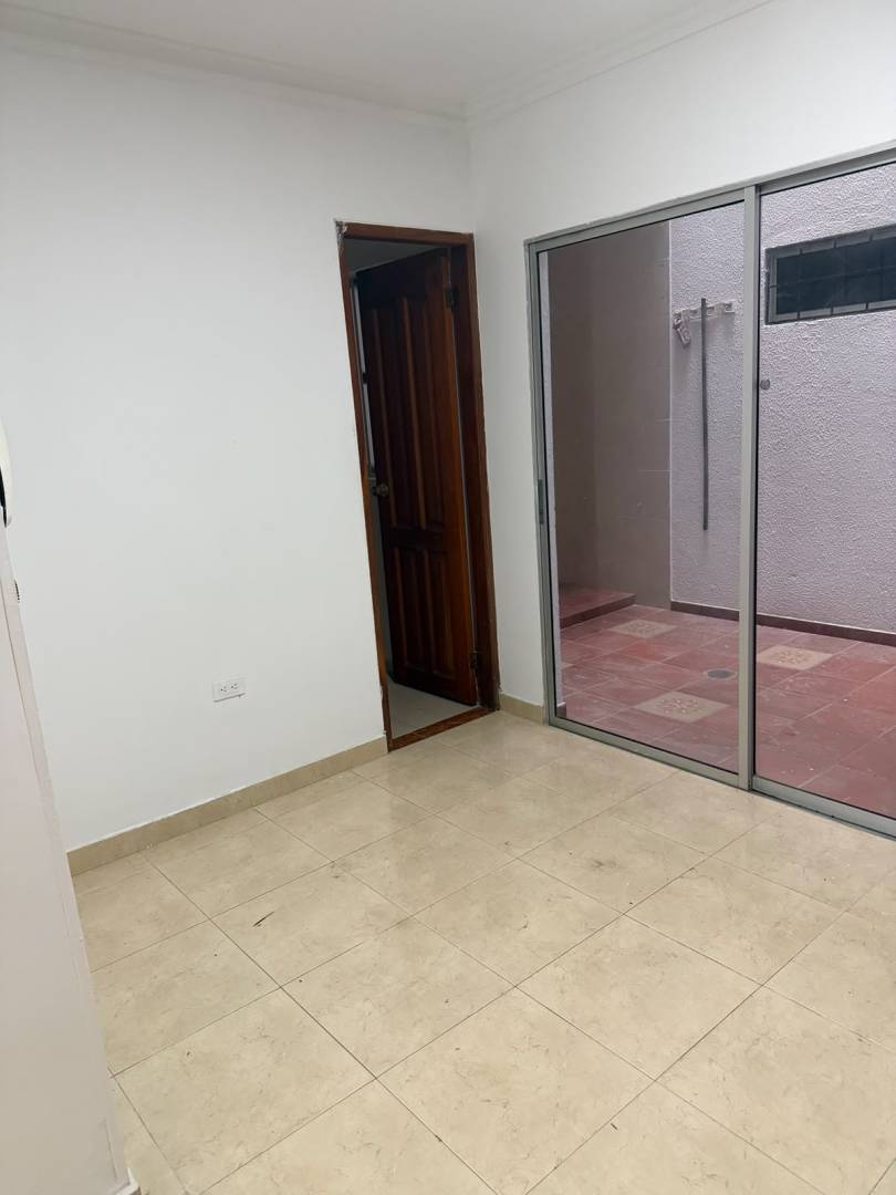 APARTAMENTO EN ARRIENDO EN PORTAL DE LAS PALMERAS