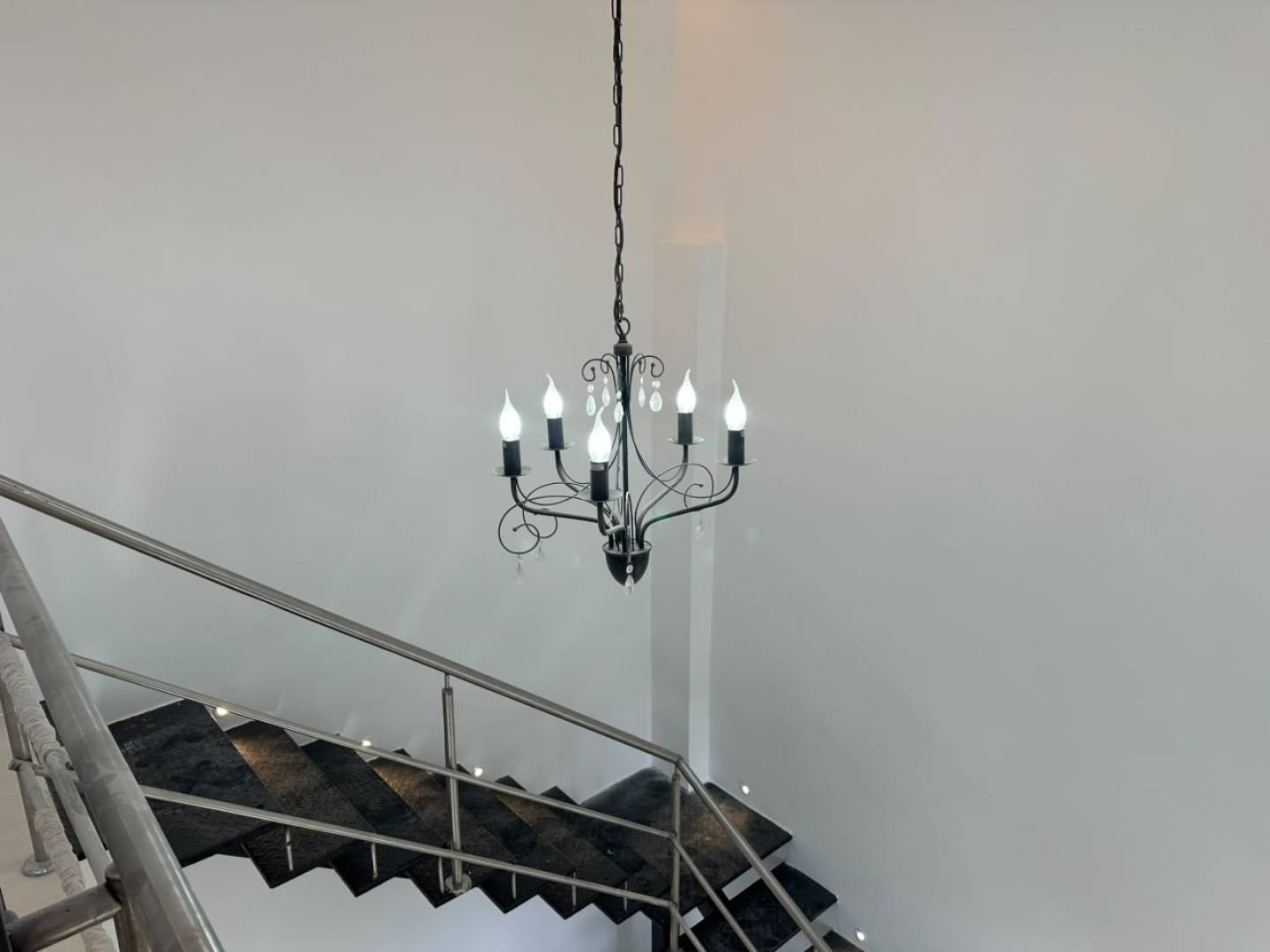 APARTAESTUDIO EN ARRIENDO EN LA FLORESTA