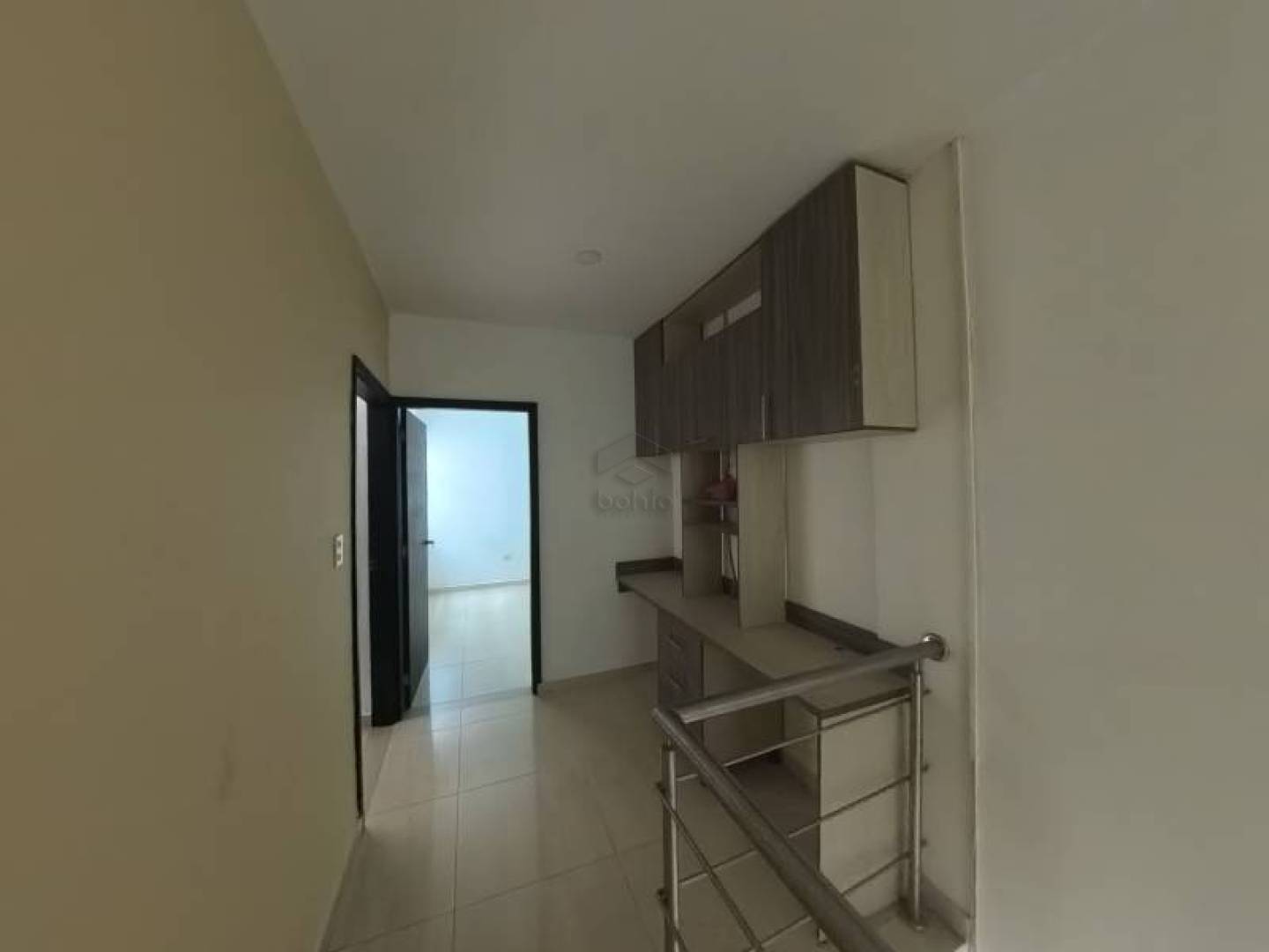 CASA EN VENTA EN LA FLORESTA