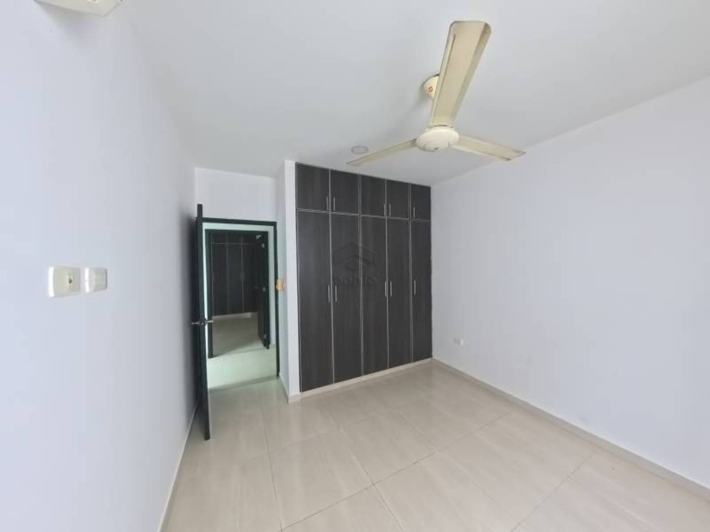 CASA EN VENTA EN LA FLORESTA