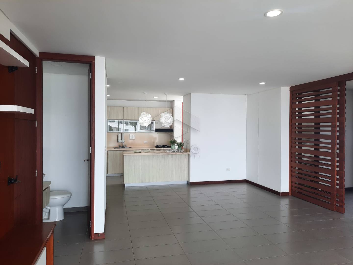 APARTAMENTO EN ARRIENDO EN EL EDIFICIO SAN PIERO