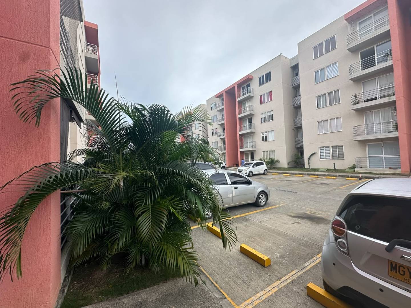 APARTAMENTO EN VENTA EN CORAL