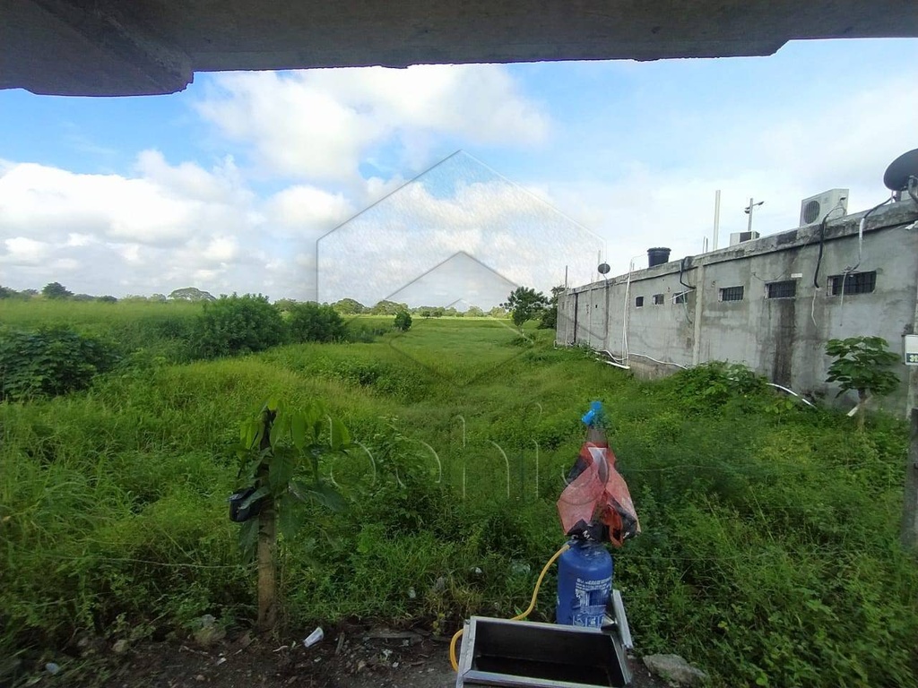 LOTE EN VENTA  FRENTE AL TRIUNFO VIA PLANETA RICA