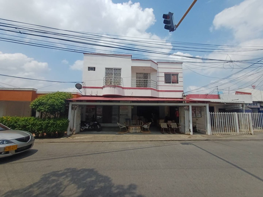 LOCAL COMERCIAL EN EL BARRIO EL MORA