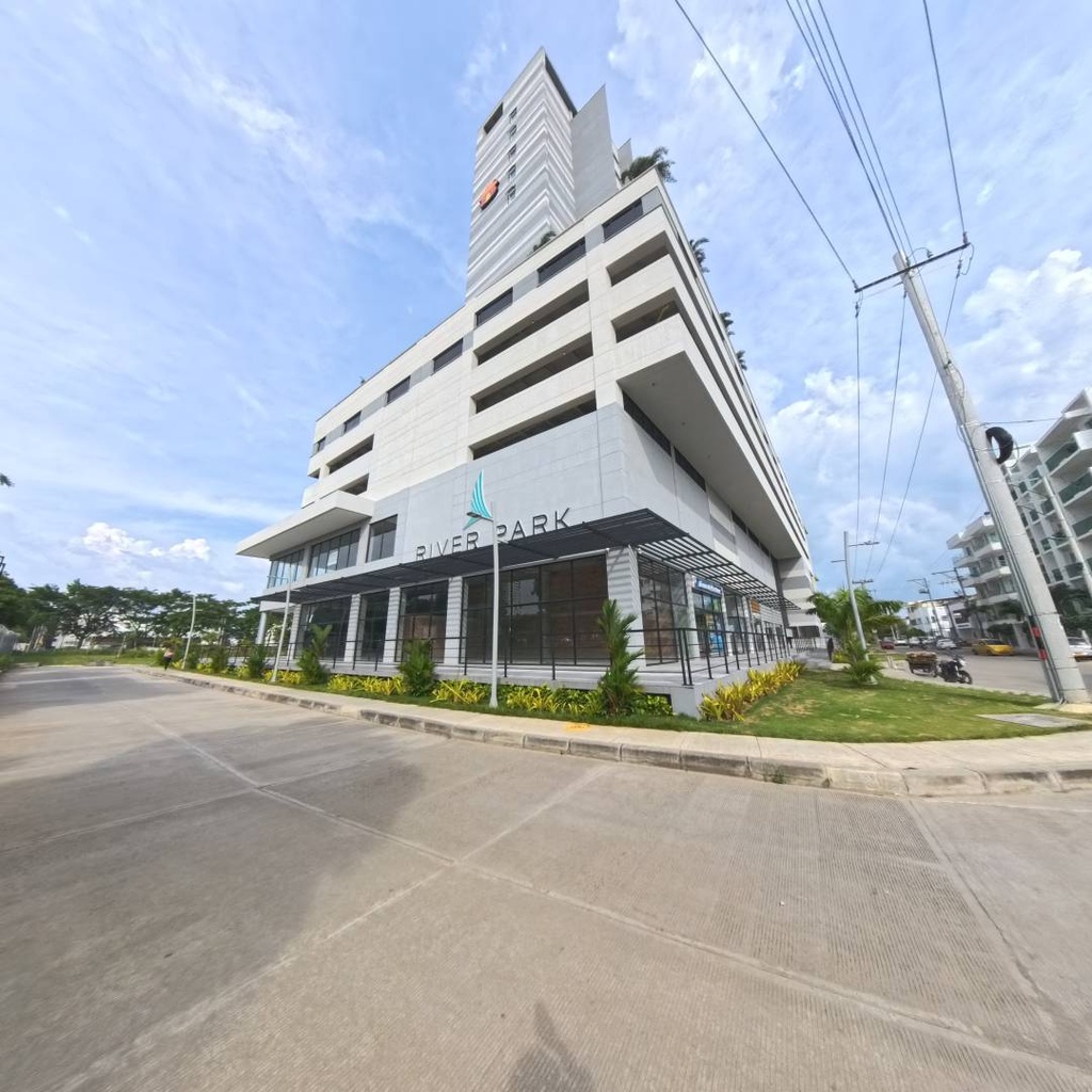OFICINA EN ARRIENDO EN RIVER PARK