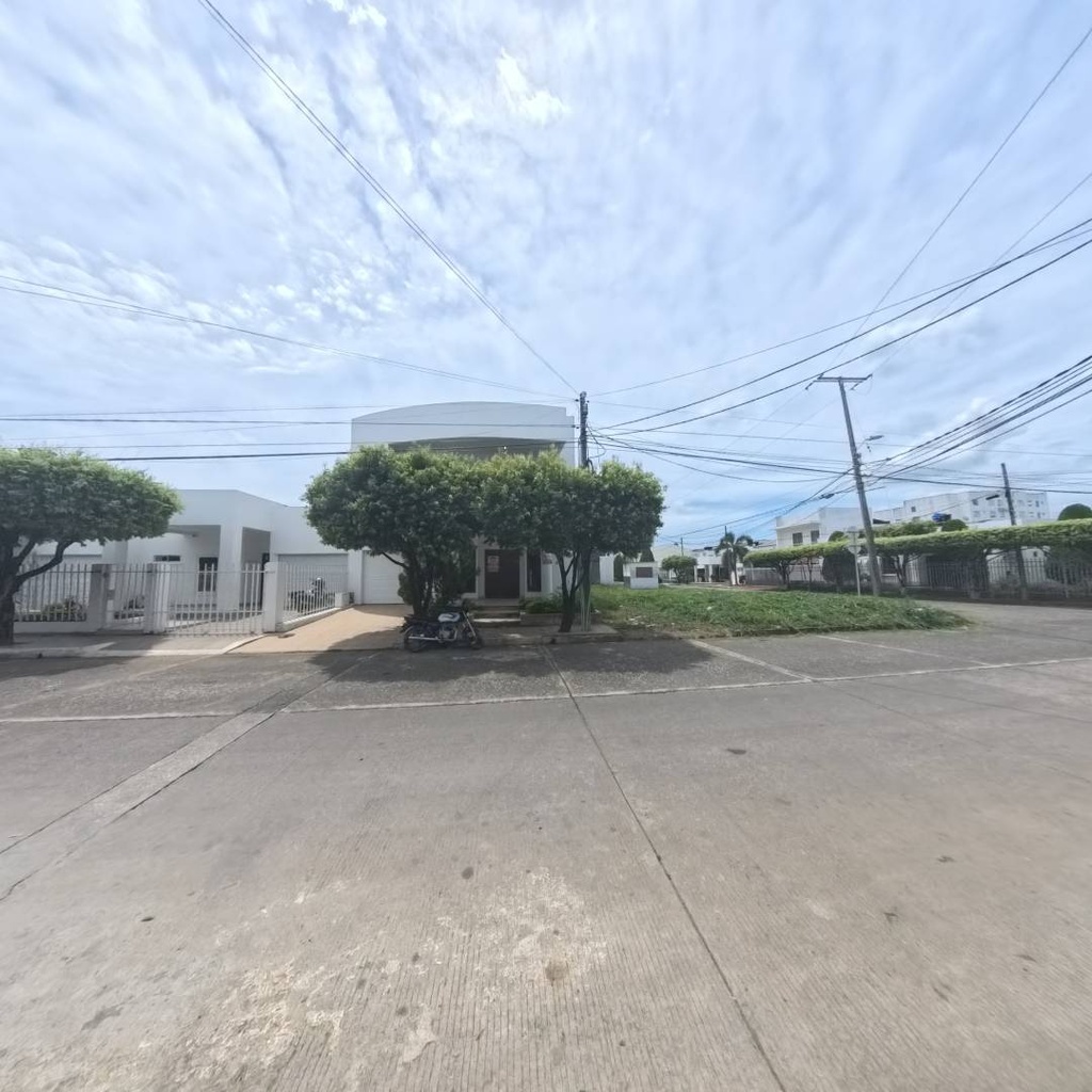 CASA EN VENTA EN EL BARRIO LA CASTELLANA