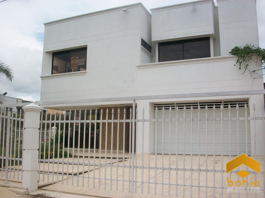 CASA EN VENTA EN EL CENTRO