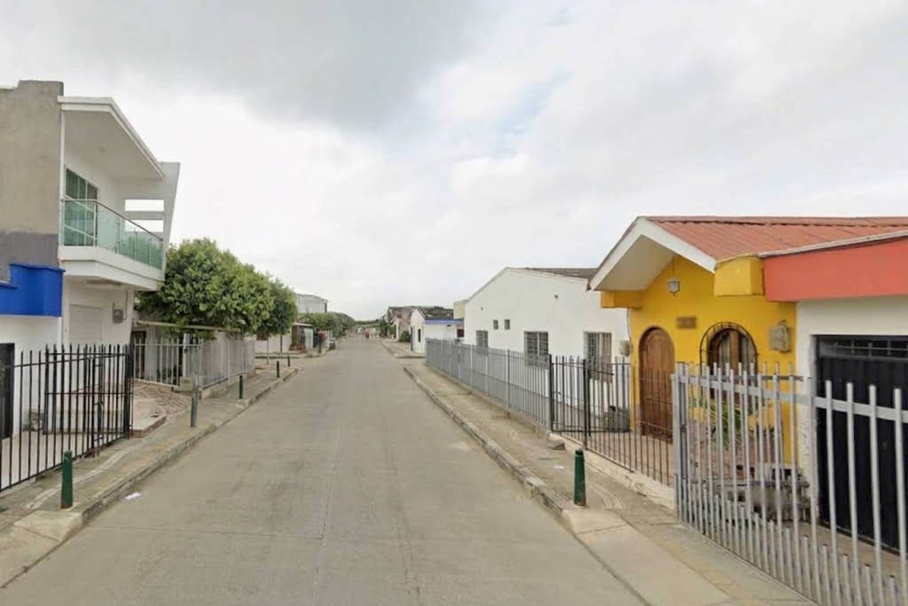CASA EN VENTA EN 6 DE MARZO