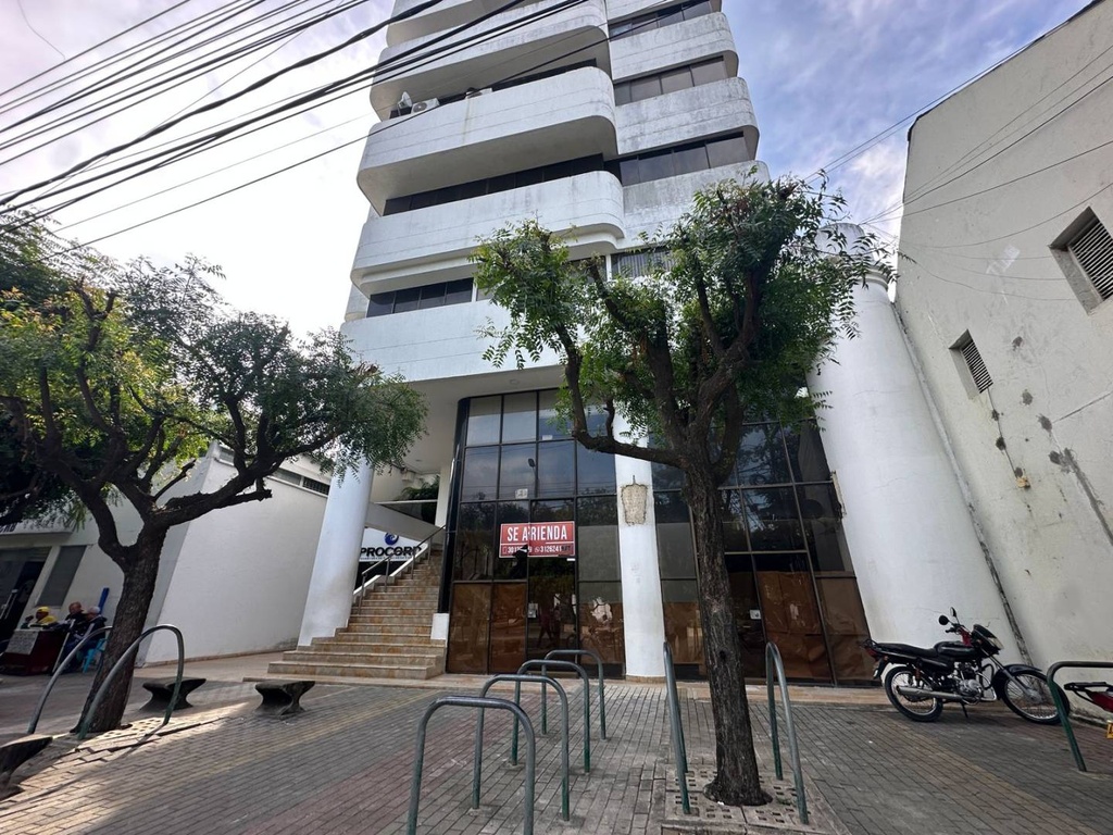 OFICINA EN ARRIENDO EN EL CENTRO