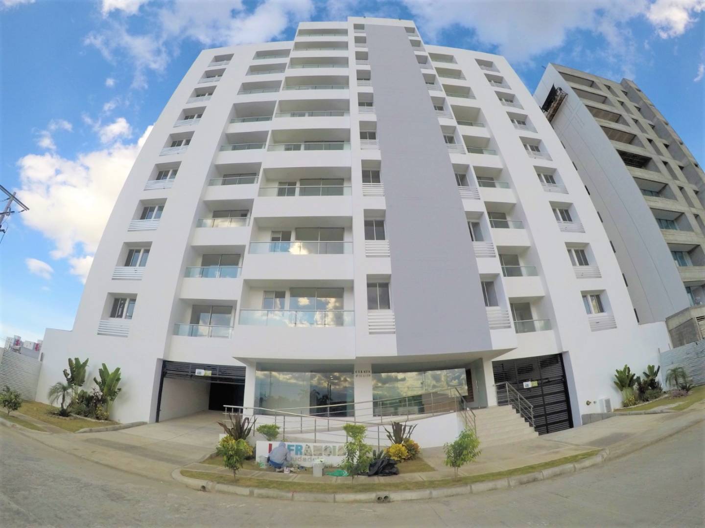 APARTAMENTO EN ARRIENDO EDIFICIO LA FRANCIA