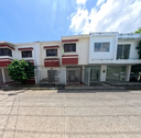 CASA EN VENTA EN EL BARRIO LAS VIÑAS