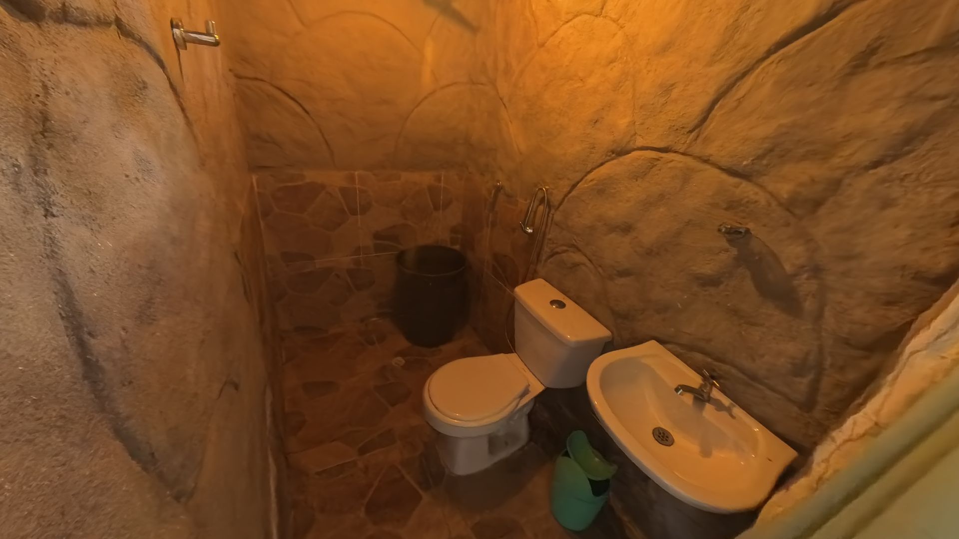 CASA FINCA - AMOBLADA - VENTA