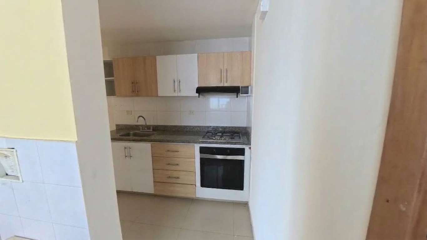 APARTAMENTO - ARRIENDO - TORRE 951