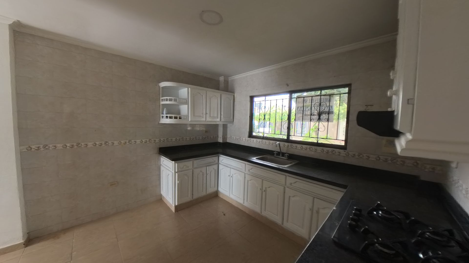 CASA - ARRIENDO - FAMILIAR - COMERCIAL