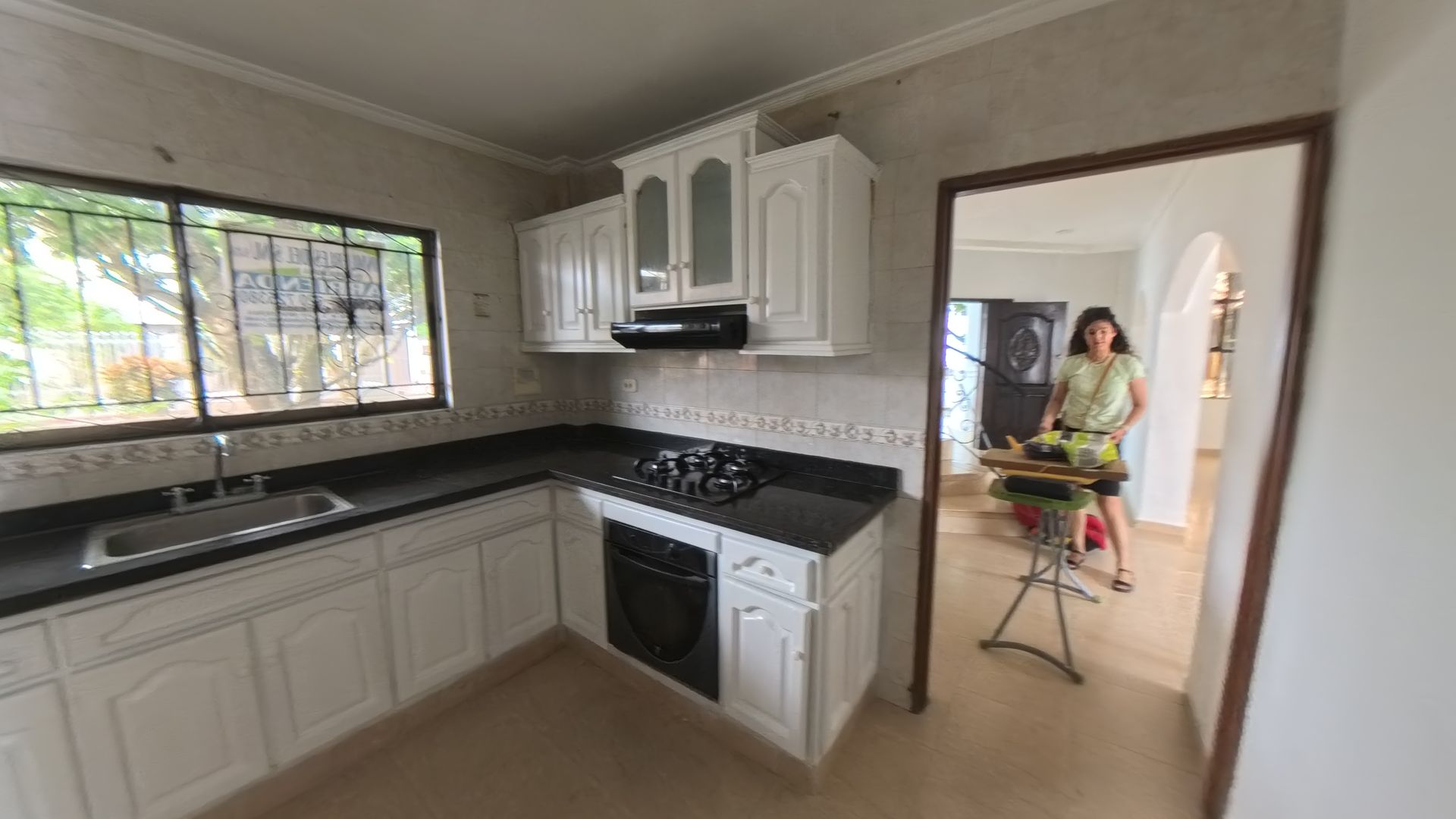 CASA - ARRIENDO - FAMILIAR - COMERCIAL
