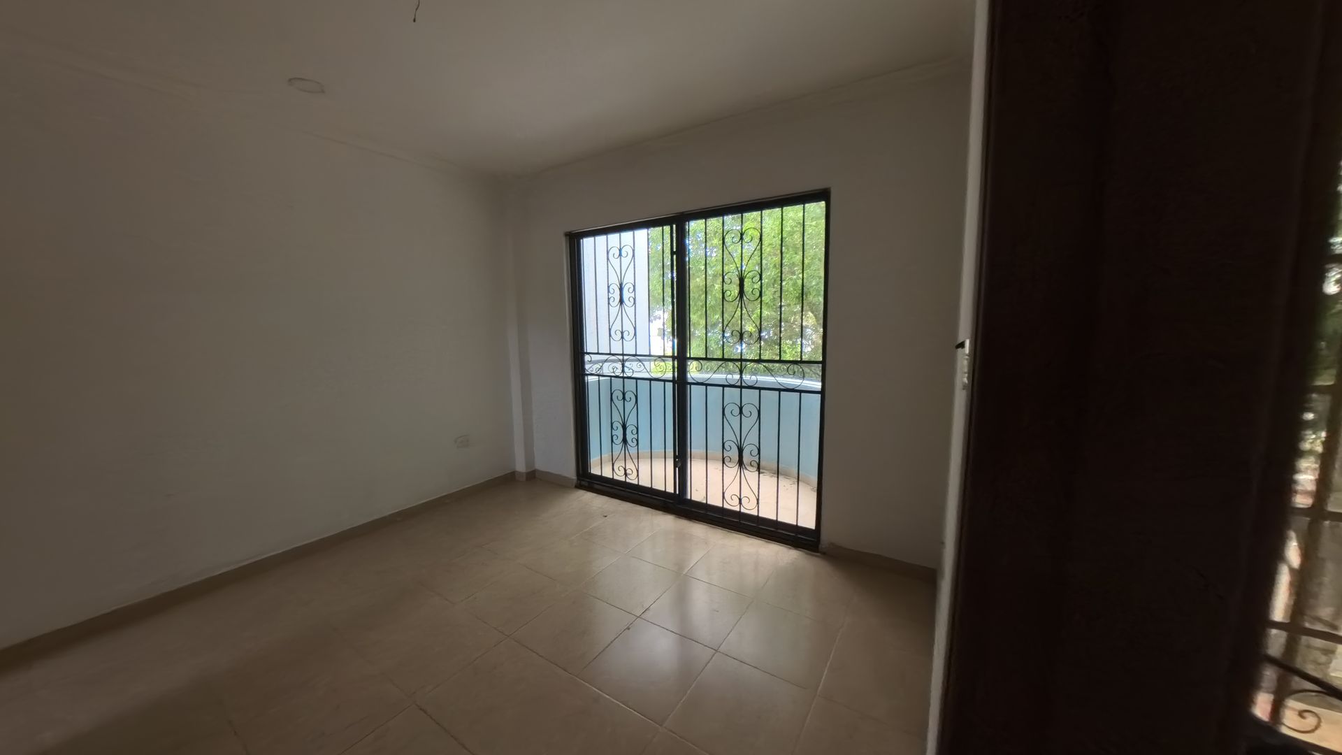 CASA - ARRIENDO - FAMILIAR - COMERCIAL