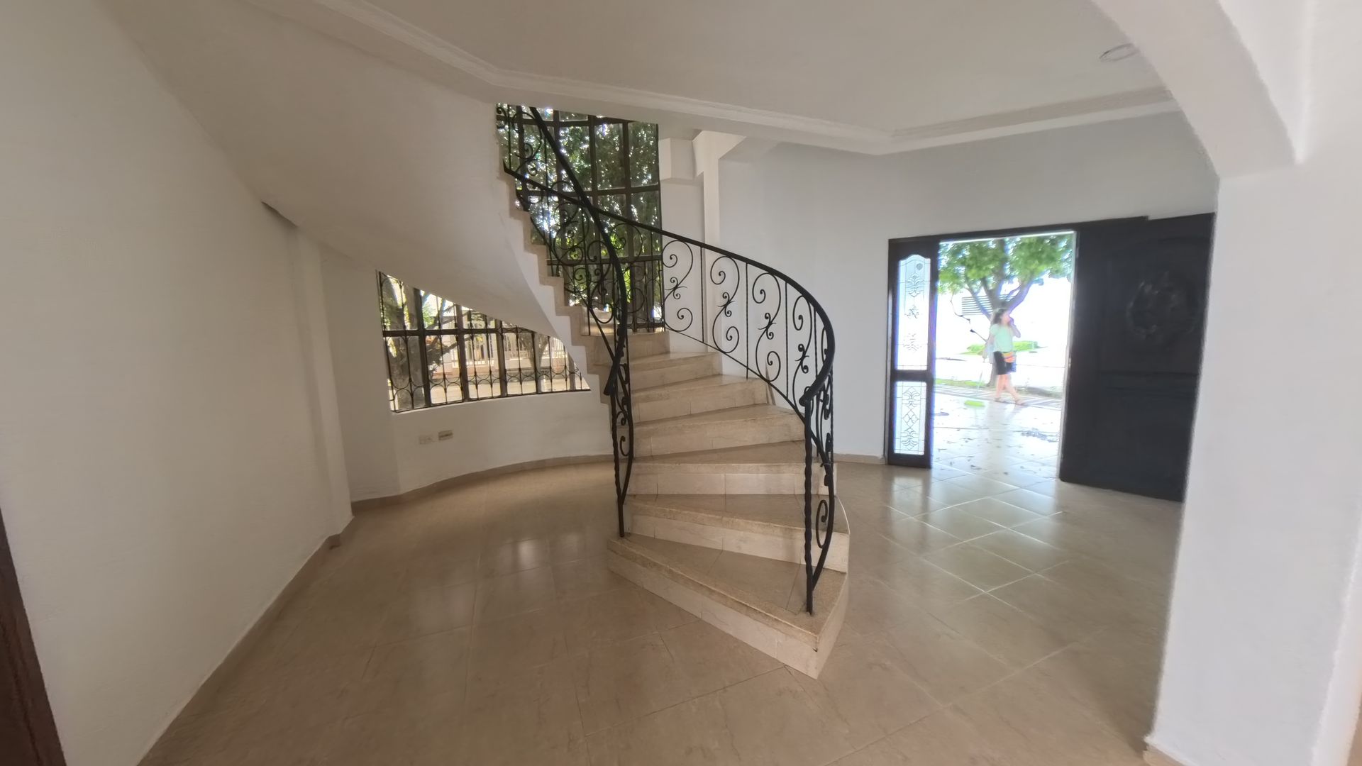 CASA - ARRIENDO - FAMILIAR - COMERCIAL