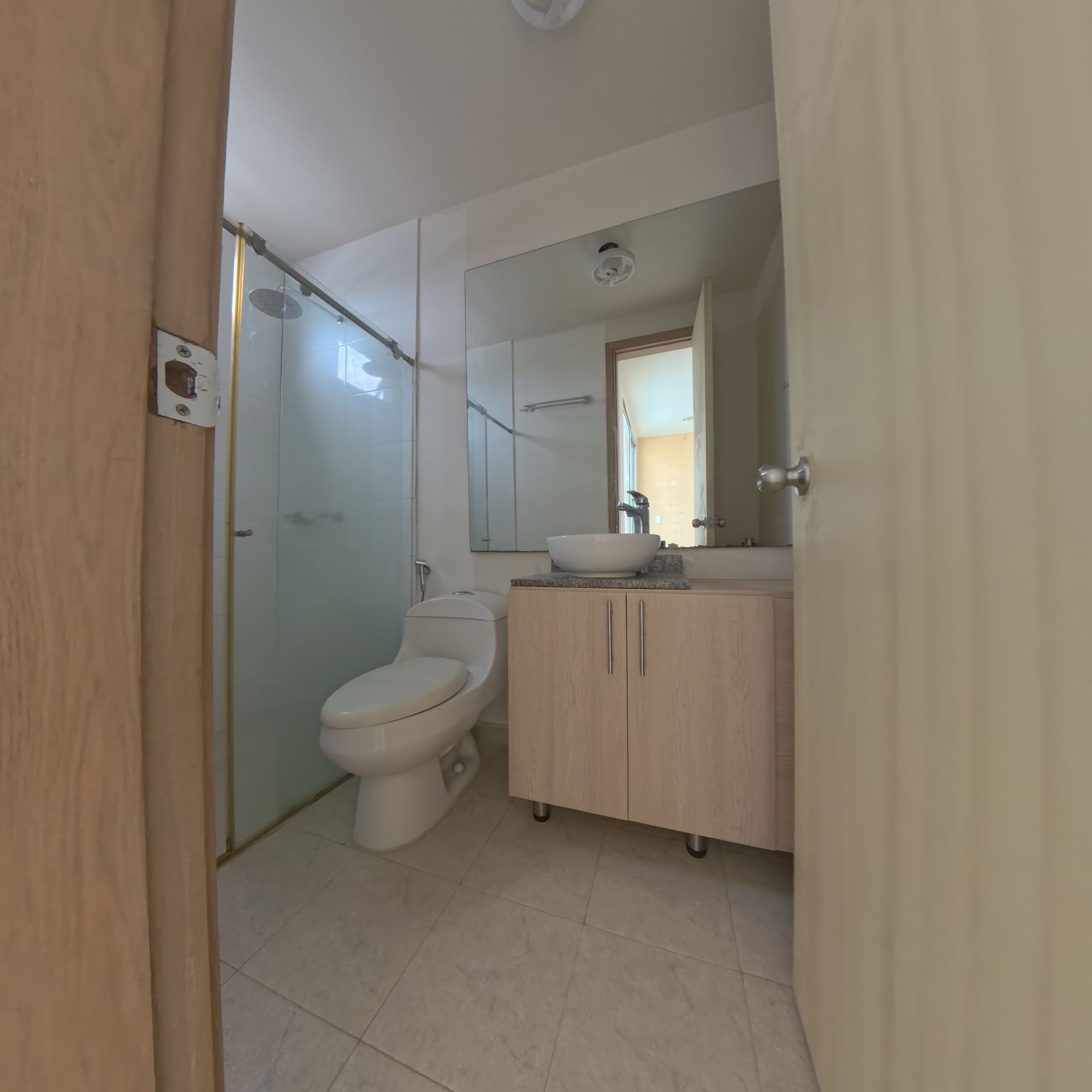 APARTAMENTO - ARRIENDO - TORRE 951