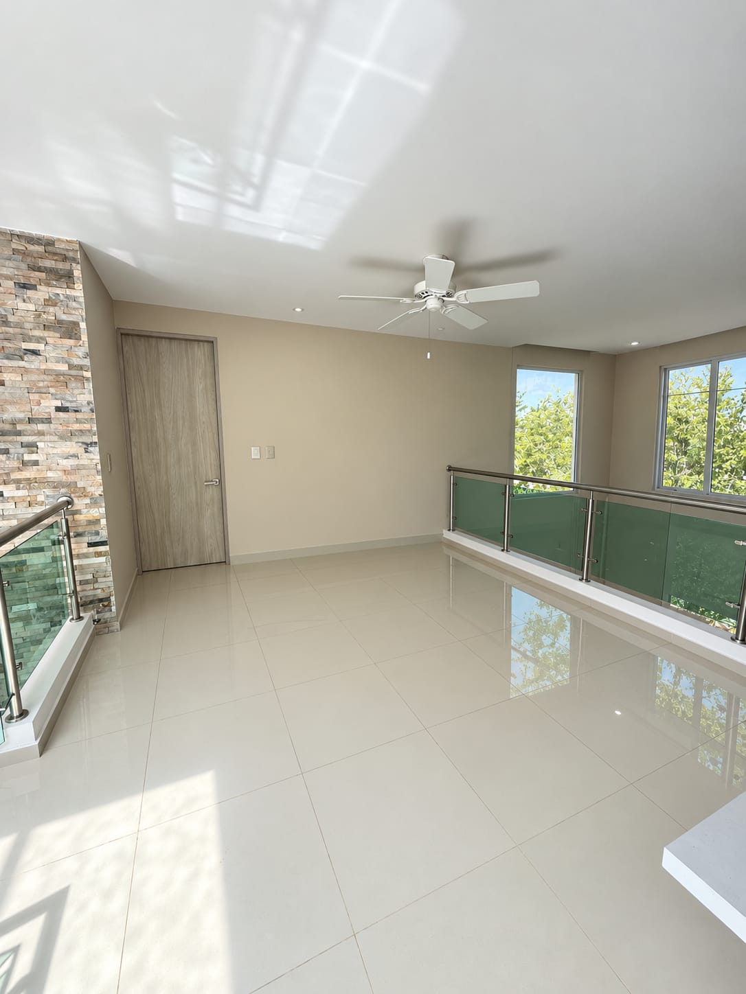 CASA - VENTA & ARRIENDO - SEVILLANA.1