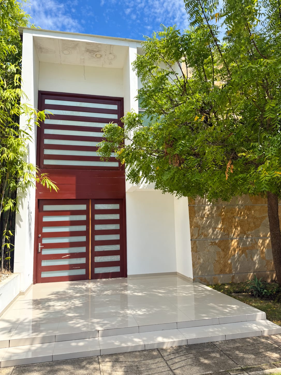 CASA - VENTA & ARRIENDO - SEVILLANA.1