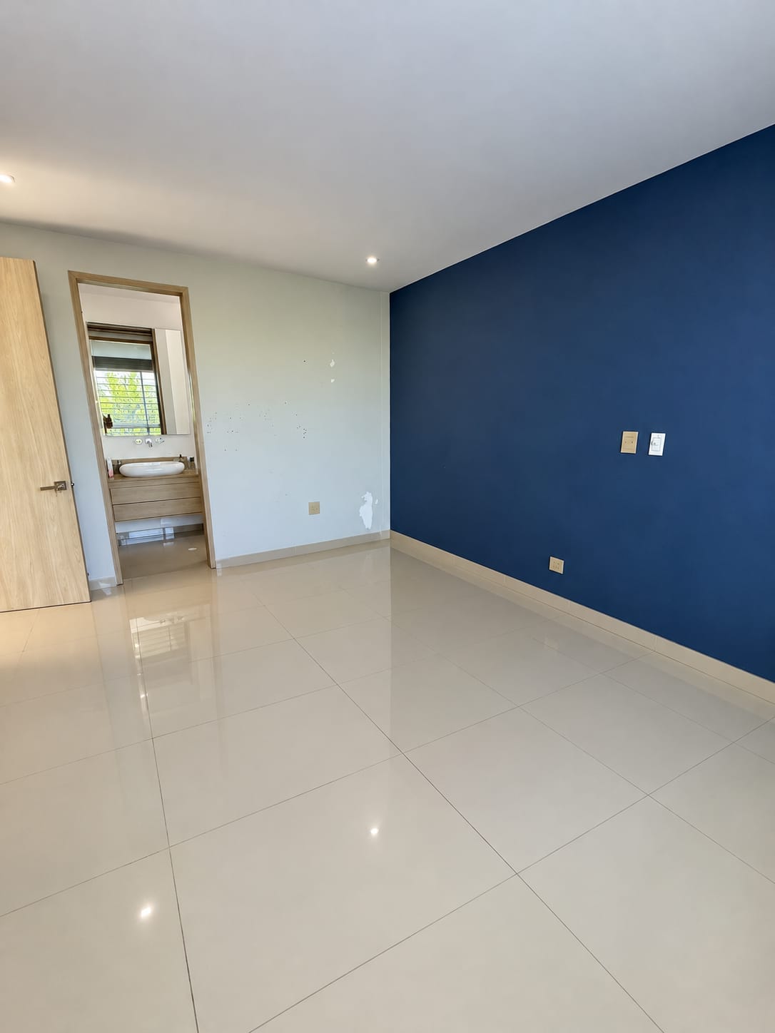 CASA - VENTA & ARRIENDO - SEVILLANA.1